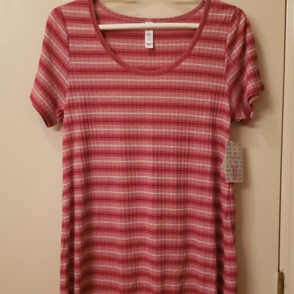 Lularoe Classic Tee